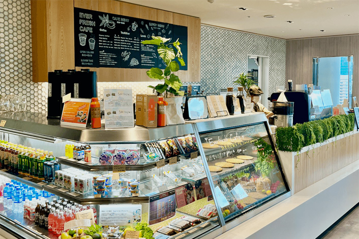 イメージ：Everfresh Cafe（店内の写真）